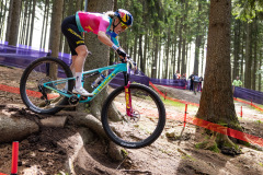 Laura-Stigger-am-Podium-in-Nove-Mesto-Foto-Lorenzi